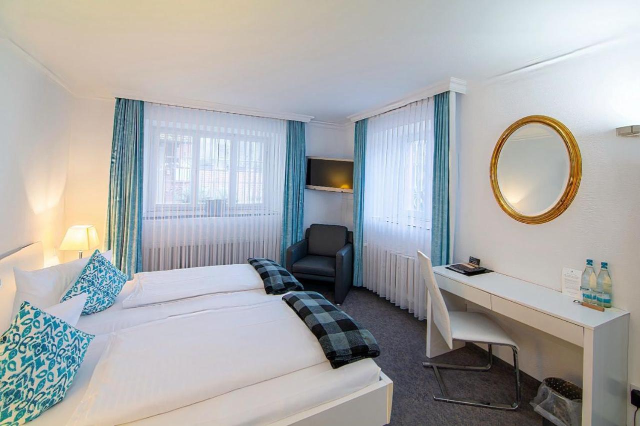 Hotel Adler - Weil am Rhein
