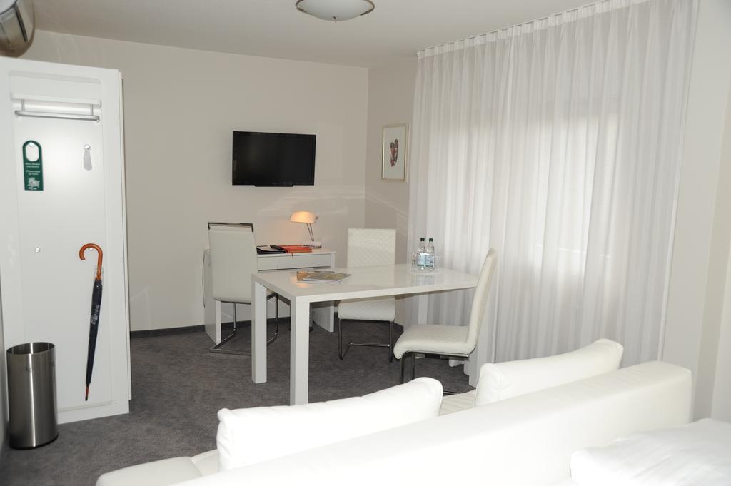 Adler -